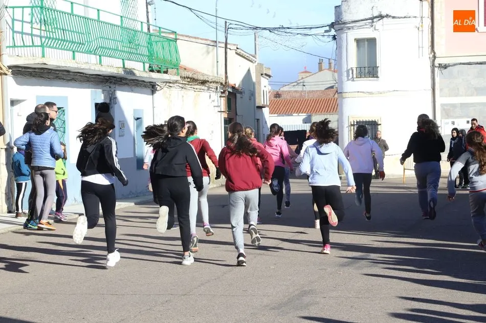 Foto 6 - La San Silvestre recorre las calles de Valdelosa