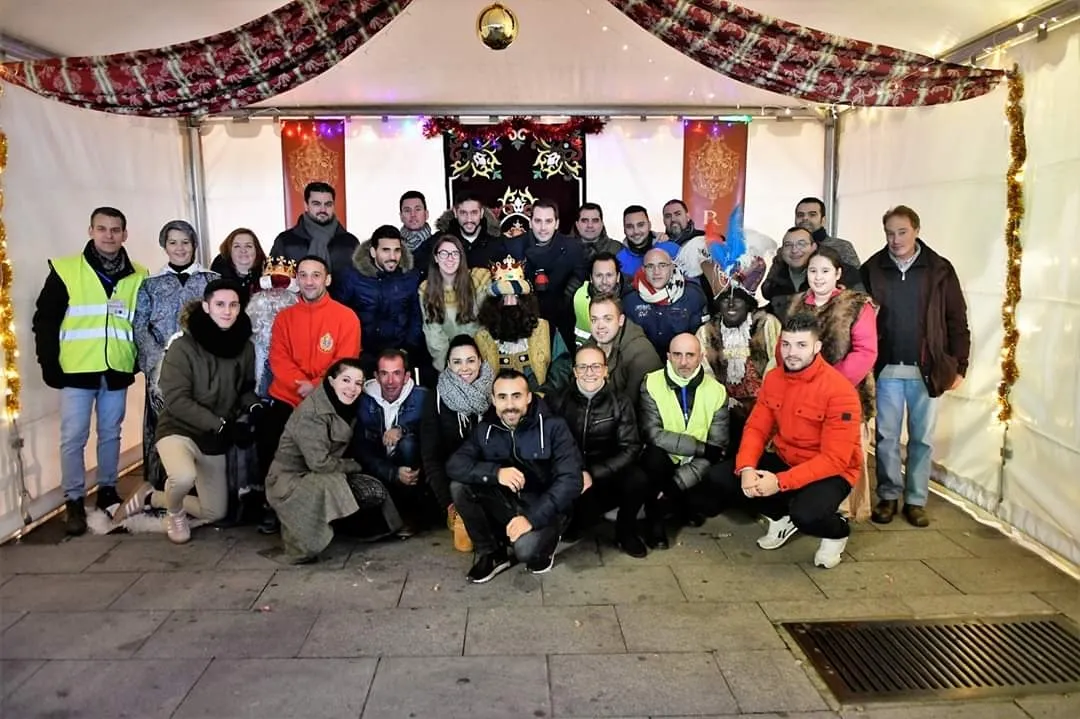 Foto 11 - Las muestras de solidaridad inundan el Festival Ben&eacute;fico &lsquo;Ning&uacute;n Ni&ntilde;o Sin Juguete&rsquo;