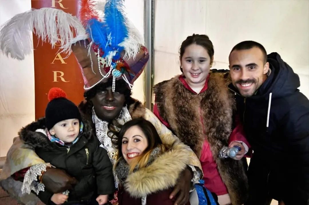Foto 10 - Las muestras de solidaridad inundan el Festival Ben&eacute;fico &lsquo;Ning&uacute;n Ni&ntilde;o Sin Juguete&rsquo;