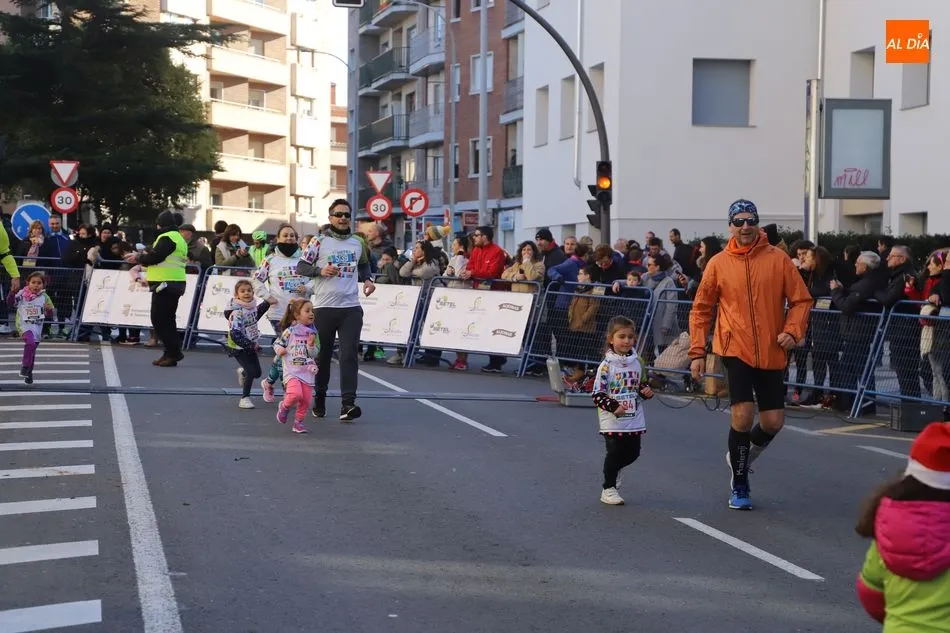 Foto 9 - Laura Quevedo y Diego G&oacute;mez son los m&aacute;s r&aacute;pidos en la categor&iacute;a sub-10 de la San Silvestre...