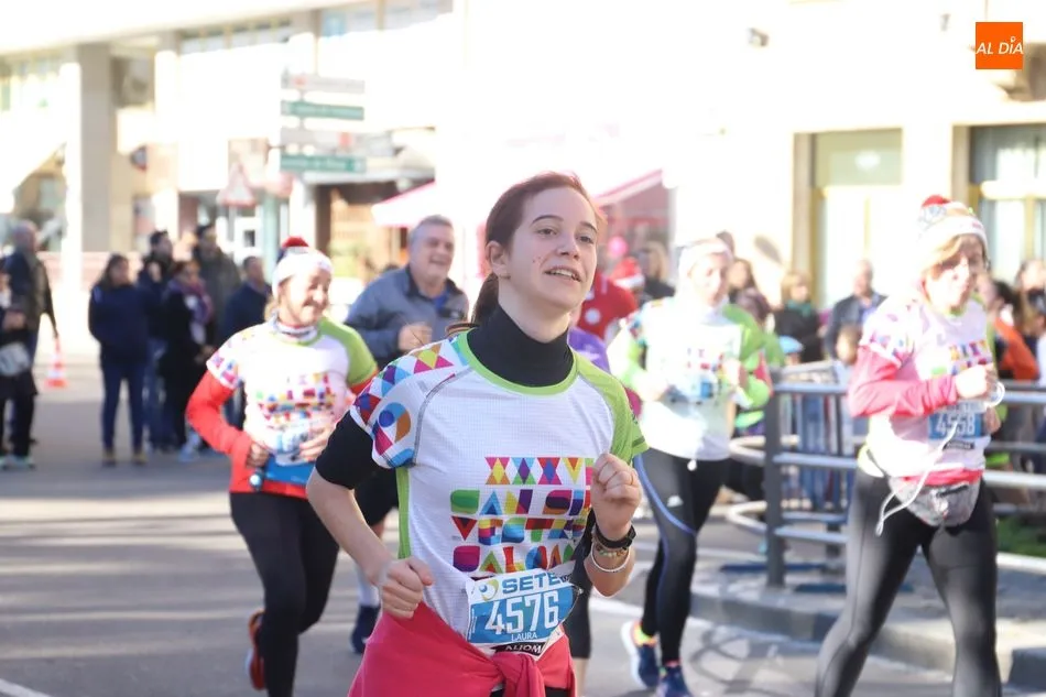 Foto 5 - Jorge Blanco y Gema Mart&iacute;n se coronan vencedores de la San Silvestre Salmantina