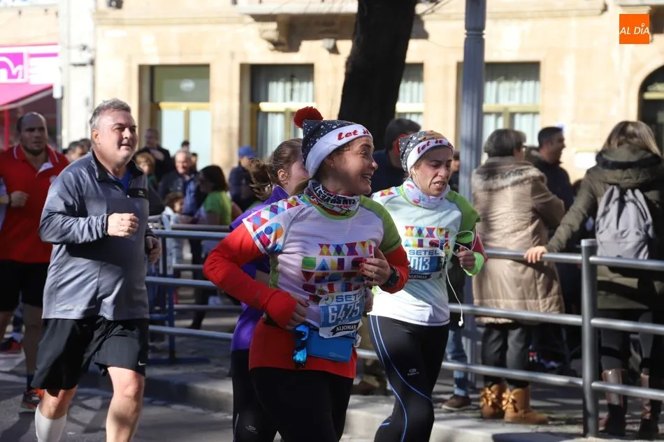 Foto 2 - Jorge Blanco y Gema Mart&iacute;n se coronan vencedores de la San Silvestre Salmantina