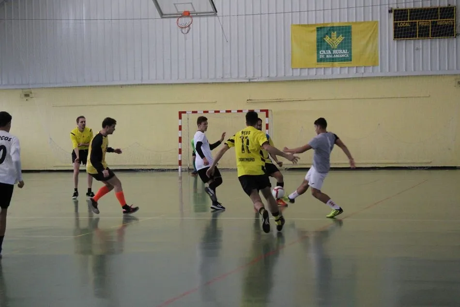 Foto 9 - &Eacute;xito rotundo de la Christmas Cup Salamanca  