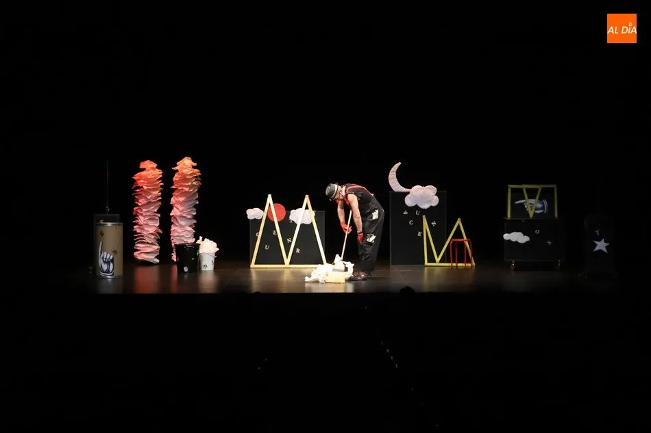 Foto 3 - Diversi&oacute;n a raudales con el &lsquo;Encuentracuentos&rsquo; en el Teatro Liceo