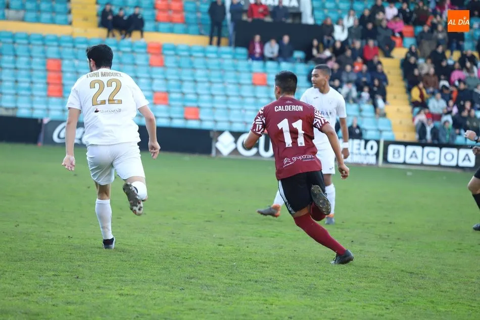 Foto 11 - El Salamanca UDS golea al Ribert en un competido amistoso (6-0)