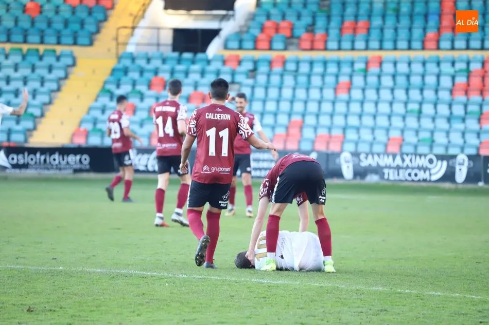 Foto 7 - El Salamanca UDS golea al Ribert en un competido amistoso (6-0)