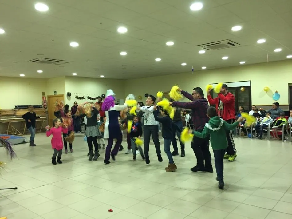 Foto 6 - Los m&aacute;s peque&ntilde;os de Villarino se adelantan a la celebraci&oacute;n de la Nochevieja  