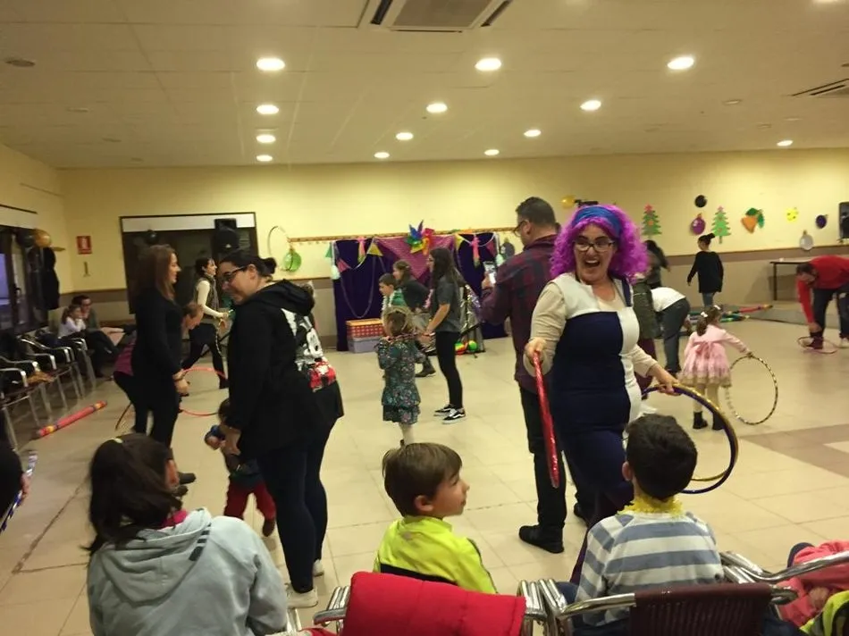 Foto 5 - Los m&aacute;s peque&ntilde;os de Villarino se adelantan a la celebraci&oacute;n de la Nochevieja  