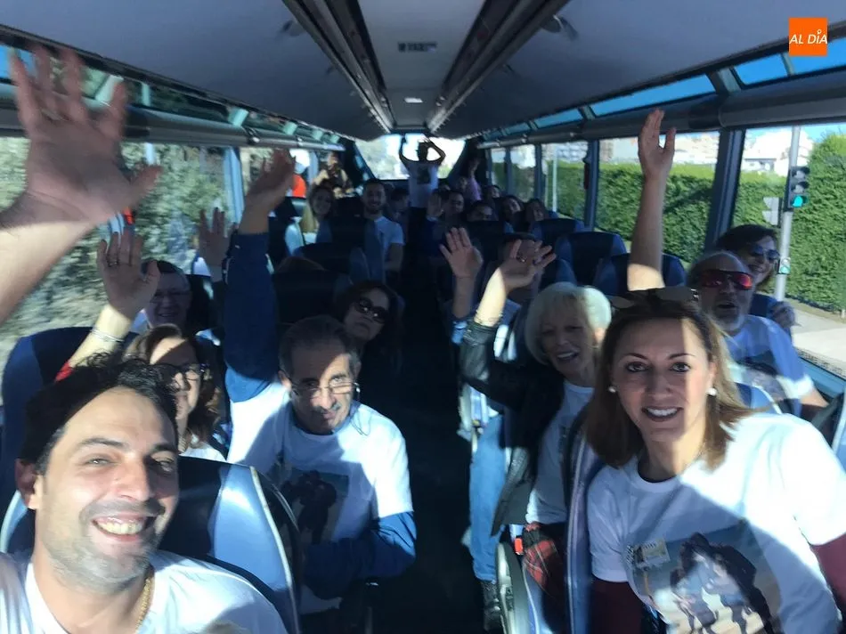 Foto 3 - &ldquo;Con el d&eacute;cimo y el salm&oacute;n&hellip;&nbsp;nos vamos de cotill&oacute;n&rdquo;