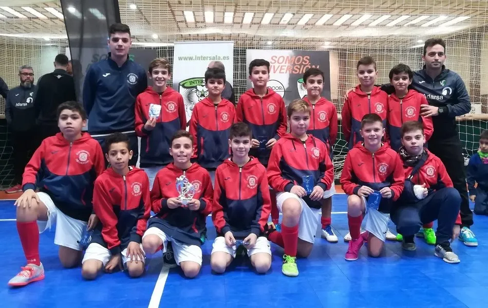 Los equipos alevines del III Columnas toman parte en el Torneo de Navidad de Intersala  