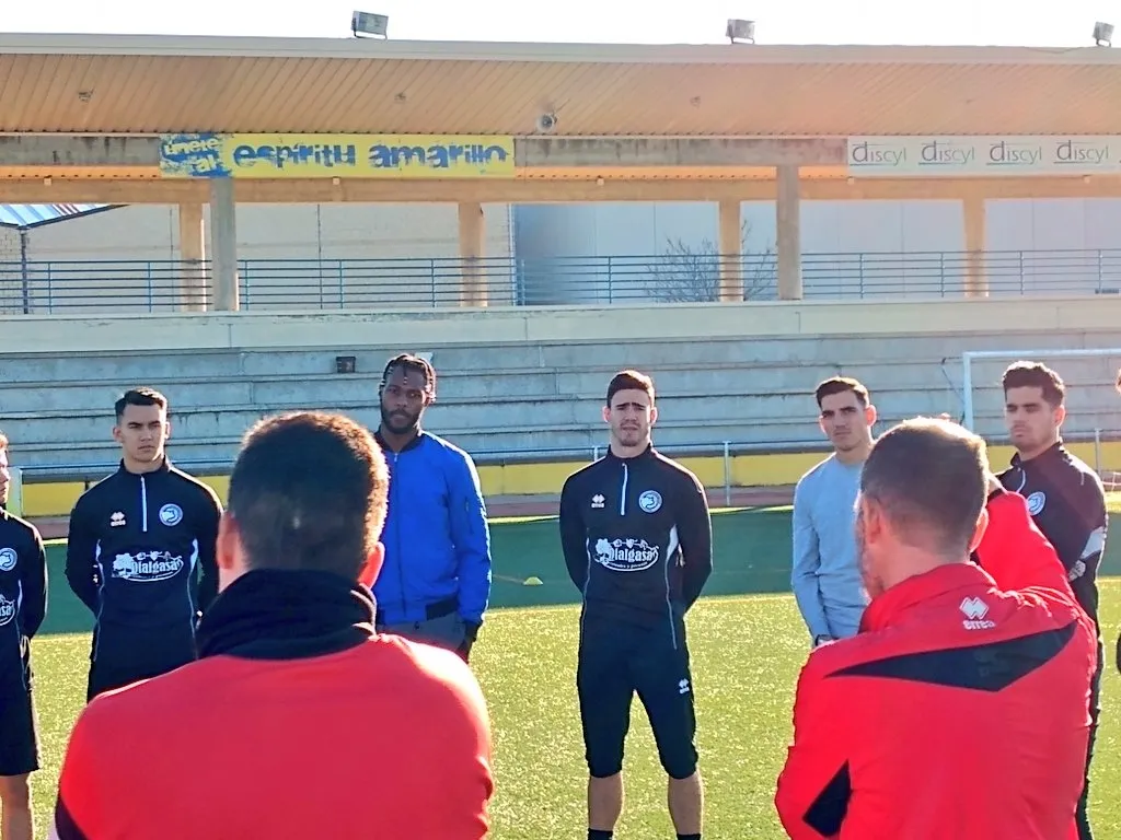 Jordan Blaise y David Grande han visitado a sus compañeros para despedirse / Unionistas CF