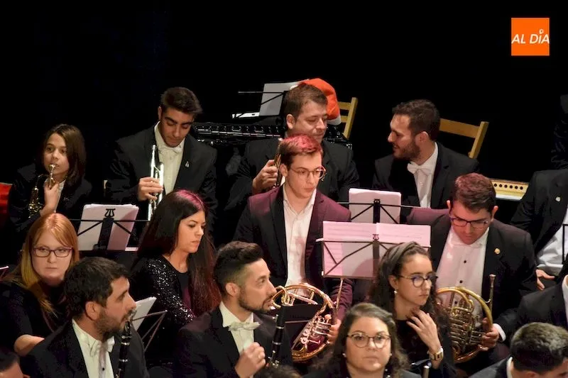 Foto 9 - La Banda de M&uacute;sica emociona en su concierto navide&ntilde;o