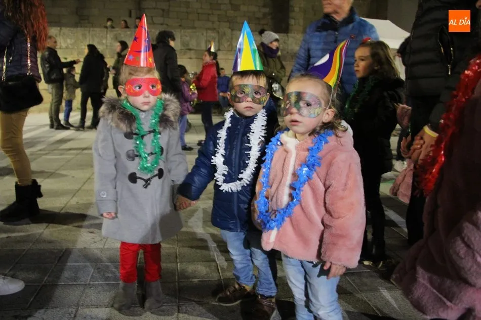 Foto 10 - La Plaza de Vitigudino vive una concurrida Nochevieja infantil  