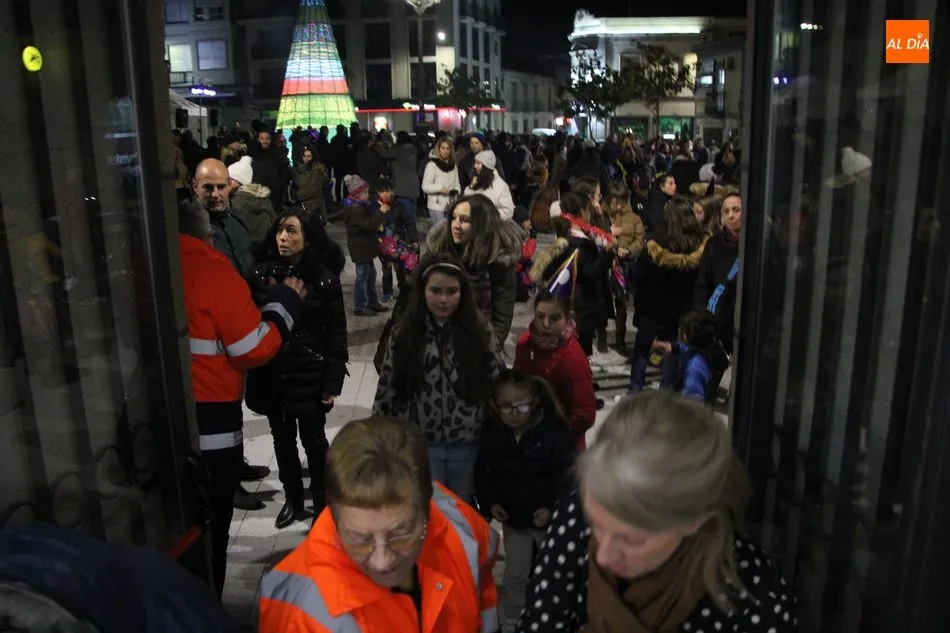 La Plaza de Vitigudino vive una concurrida Nochevieja infantil  