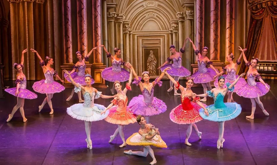 Ballet de San Petersburgo de Andrey Batalov