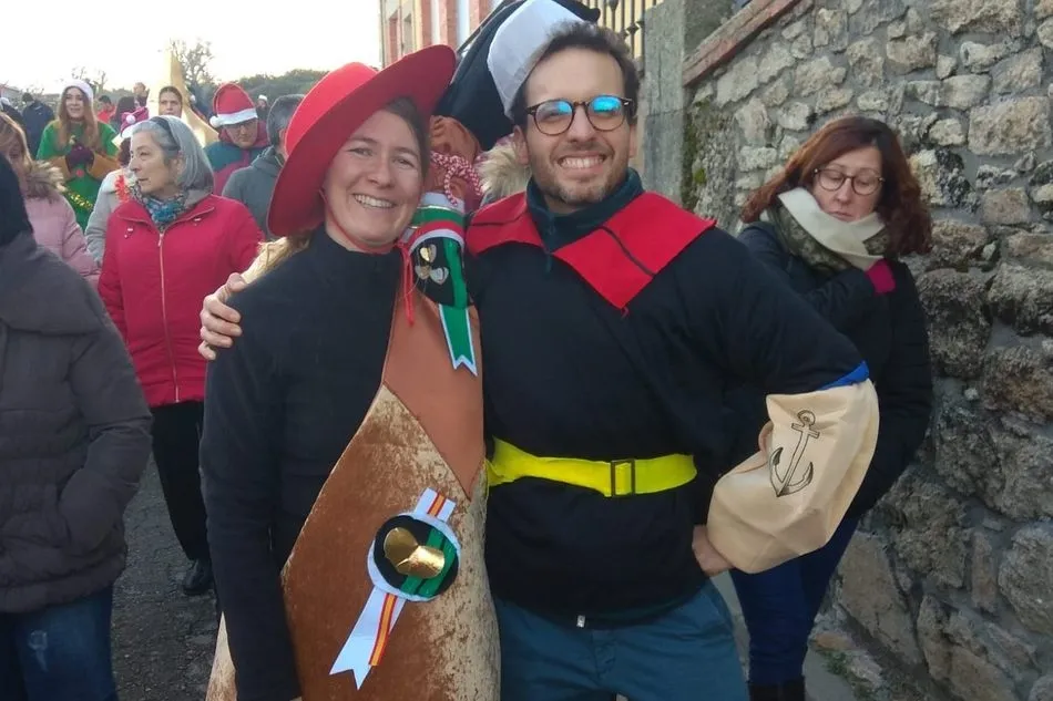 Foto 2 - En Mieza despiden el a&ntilde;o con una divertida San Silvestre por las calles del pueblo
