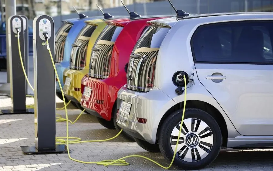 Los vehículos eléctricos se van extendiendo en España. Foto de Volkswagen