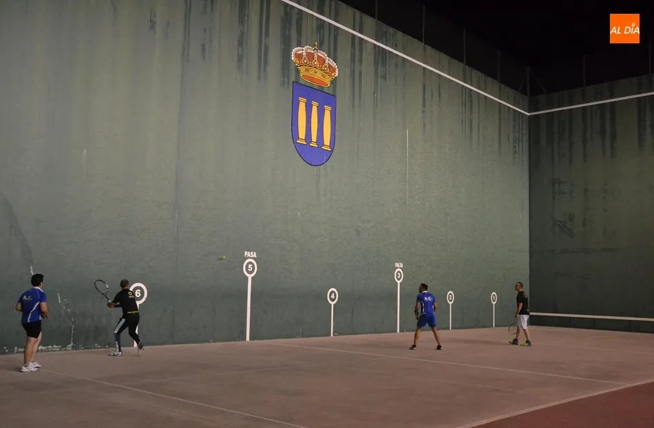 El uso del frontón descubierto del Valle de San Martín pasa a ser gratuito