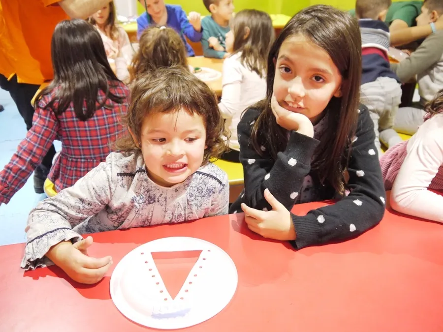 Foto 4 - Los talleres navide&ntilde;os contin&uacute;an en el Centro Comercial El Tormes hasta el s&aacute;bado
