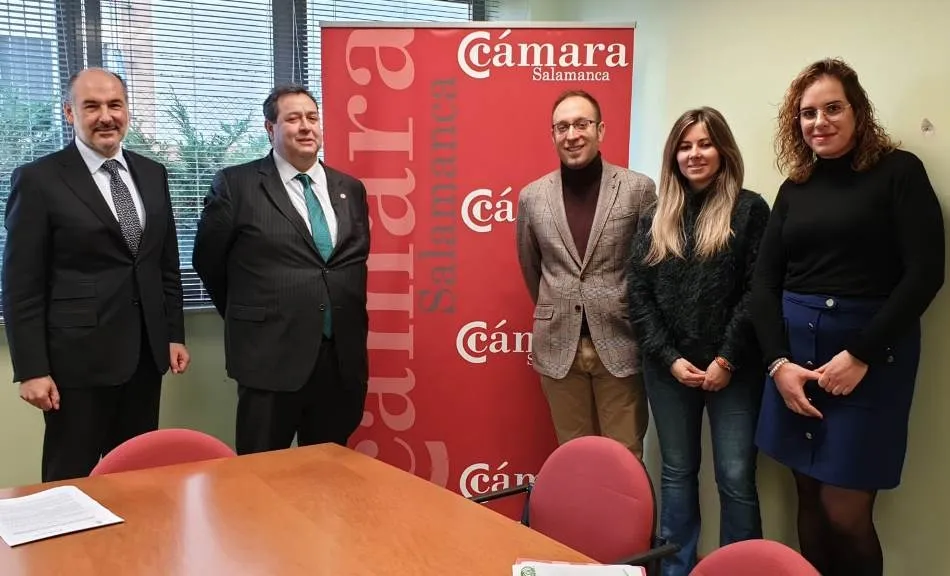 Ayuntamiento y Cámara renuevan el convenio del Vivero y pondrán en marcha una Oficina...