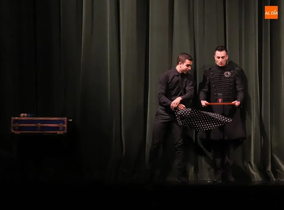 Foto 9 - La&nbsp;&lsquo;Gala con los mejores magos del mundo&rsquo; hacen las delicias de los salmantinos