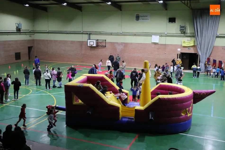 Foto 6 - Hinchables y juegos para disfrutar de las vacaciones navide&ntilde;as en Vitigudino  