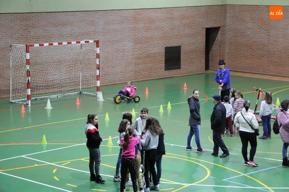 Foto 3 - Hinchables y juegos para disfrutar de las vacaciones navide&ntilde;as en Vitigudino  