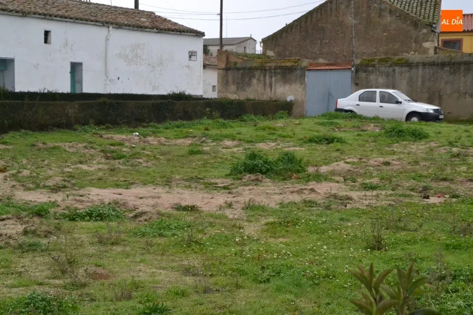 Foto 2 - Suprimido el parque infantil del barrio de El Puente, que dar&aacute; paso a un espacio de aparcamiento