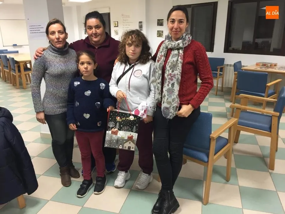 Foto 5 - Divertida sesi&oacute;n de puzles en Villarino de los Aires  