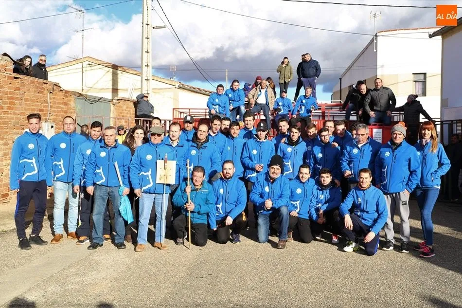Socios de Pasión Taurina Babilafuente, en el Toro de San Blas del año pasado