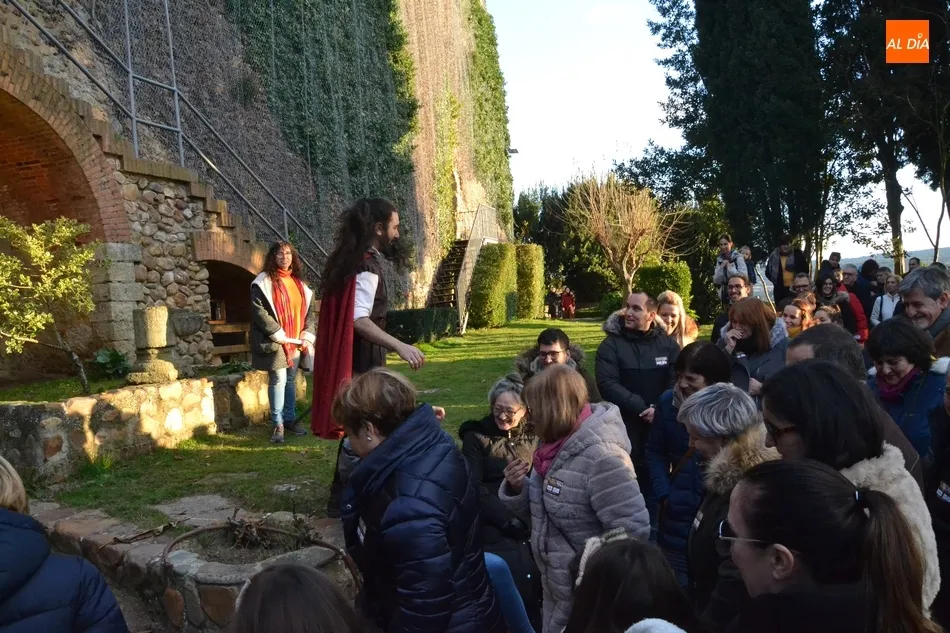 Foto 4 - El Parador disfruta de la primera visita teatralizada de 2020  