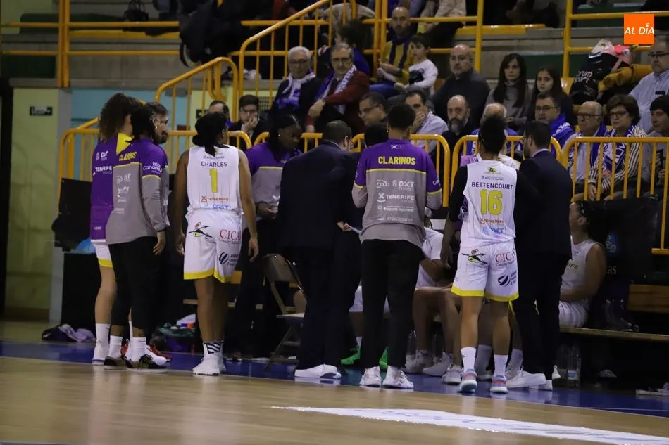 Foto 8 - El Perfumer&iacute;as Avenida empieza el 2020 en modo apasionadora al batir al Clarinos (89-37)
