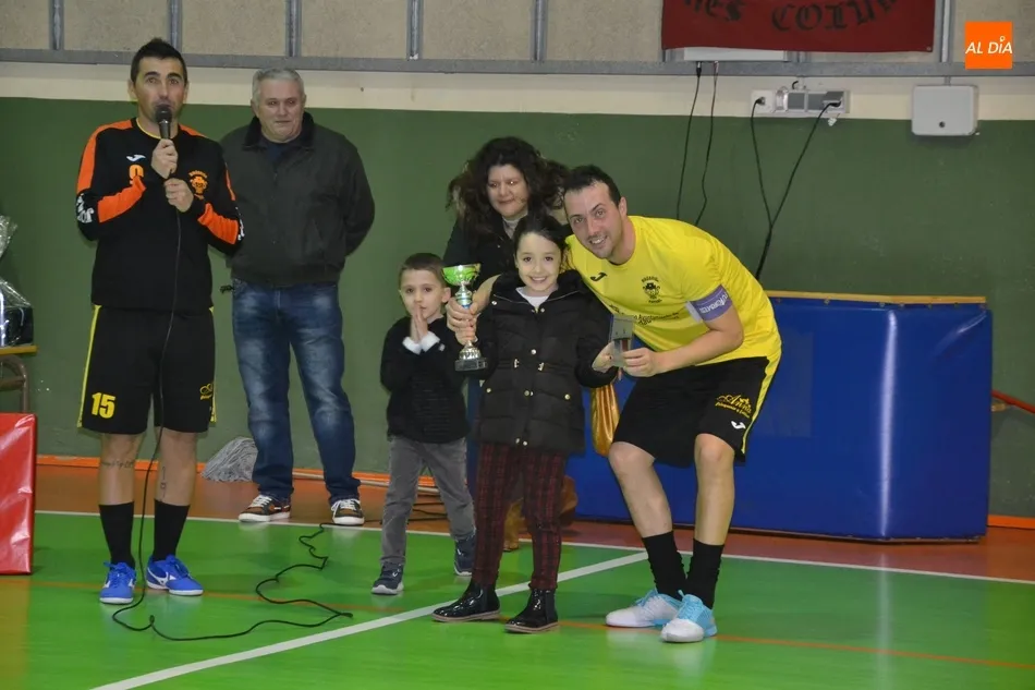 Foto 3 - El Piensos Dur&aacute;n Albense gana con un solitario gol al Mir&oacute;briga Futsal en la batalla contra el...