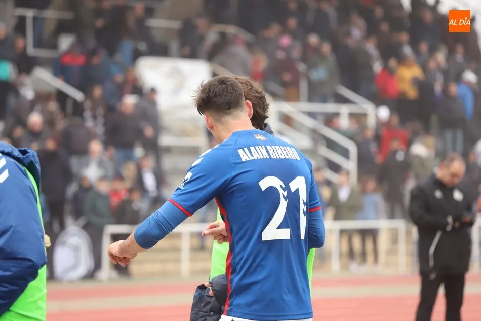 Foto 6 - Unionistas perdona al Leioa y acab&oacute; pag&aacute;ndolo en el &uacute;ltimo minuto (1-1)