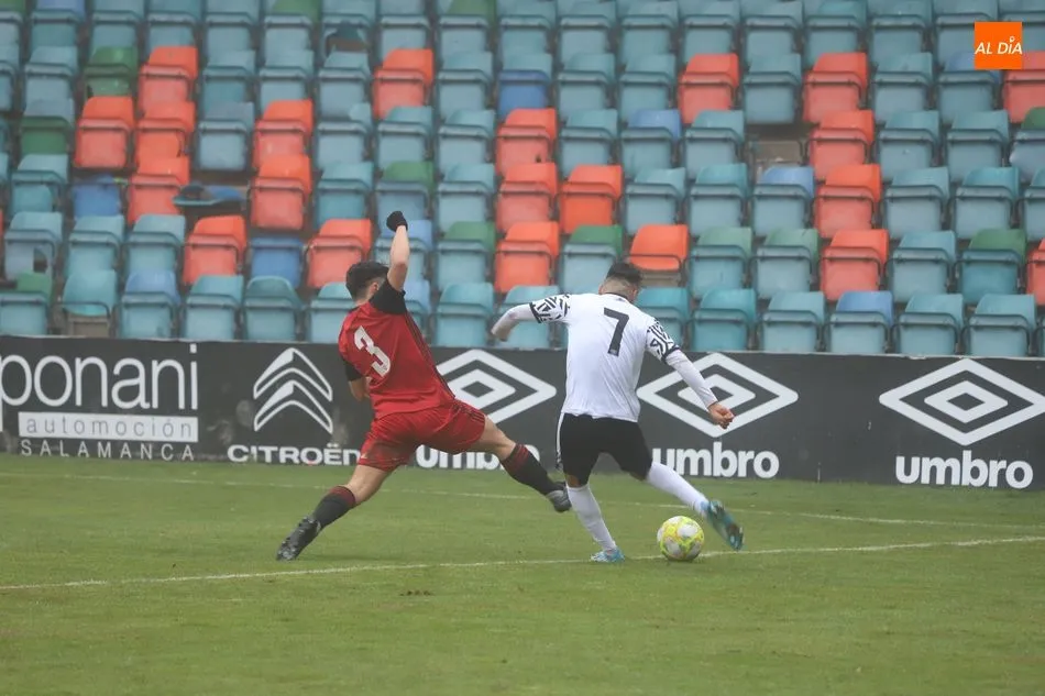 Foto 4 - Un revulsivo Diego Vargas le da los tres puntos al filial del Salamanca UDS frente al Mirand&eacute;s...