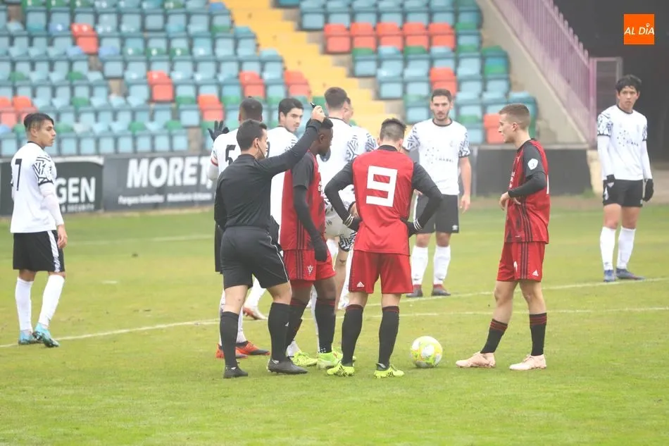 Foto 2 - Un revulsivo Diego Vargas le da los tres puntos al filial del Salamanca UDS frente al Mirand&eacute;s...