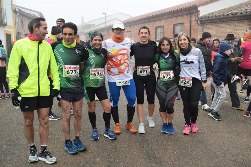 Foto 8 - Juan Bueno y Mar&iacute;a Mercedes Pila se llevan la 8&ordf; Carrera del Rosc&oacute;n de Paradinas, con r&eacute;cord de ...