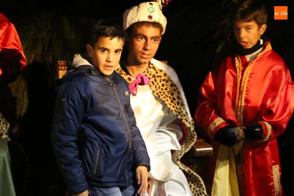 Foto 11 - Los Reyes Magos llenan Vitigudino de ilusi&oacute;n  