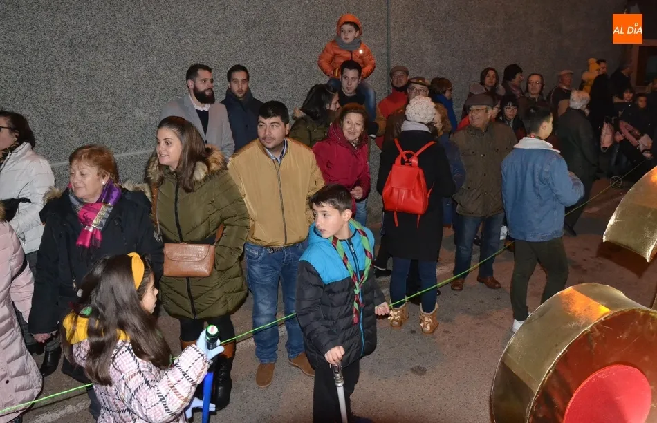 Foto 4 - Los Amigos de la Ilusi&oacute;n celebran con una multitudinaria Cabalgata 50 a&ntilde;os acompa&ntilde;ando a los...