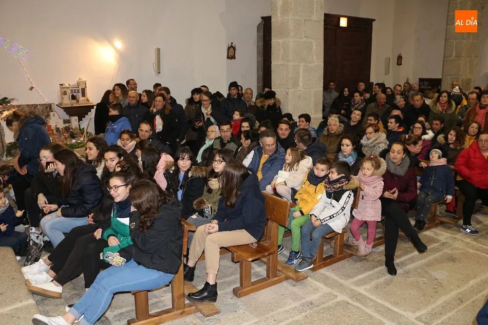 Foto 7 - Los Santos recibe una emocionante visita de los Reyes Magos