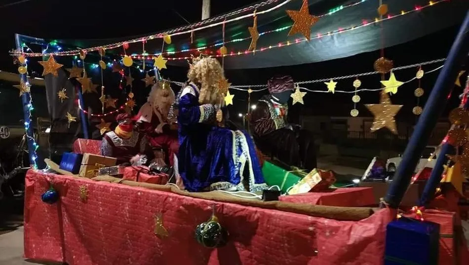 Los Reyes Magos visitan Cabeza del Caballo antes de viajar a Belén  