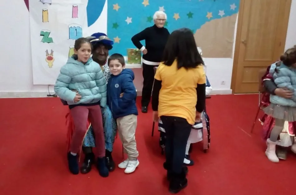 Foto 9 - Y los Reyes Magos pasaron por Trabanca  