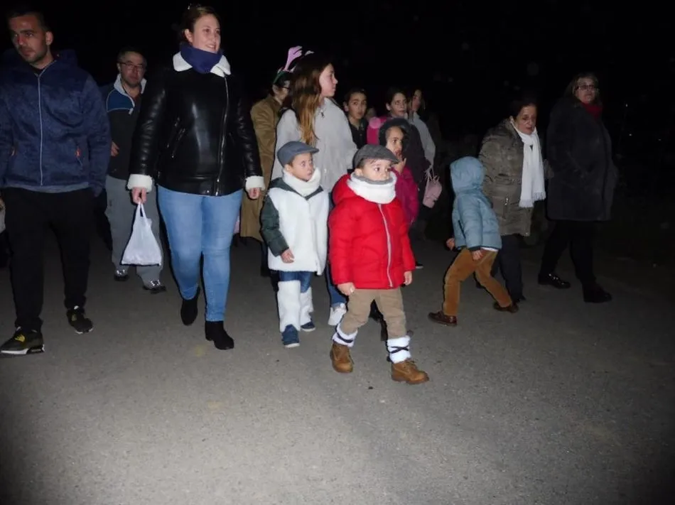 Foto 8 - En Barruecopardo reciben a los Reyes Magos con un chocolate caliente