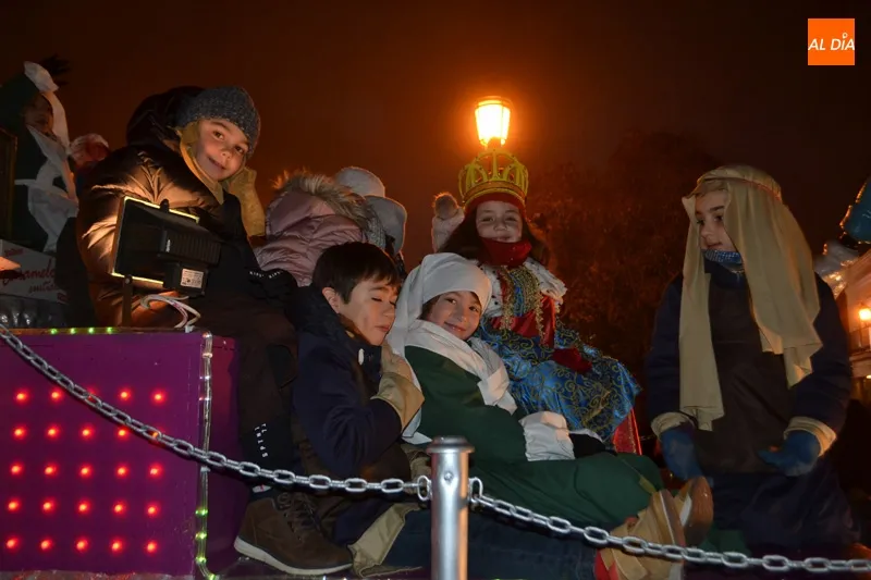 Foto 7 - Ilusi&oacute;n y nervios para dar la bienvenida a los Reyes Magos en su multitudinaria Cabalgata
