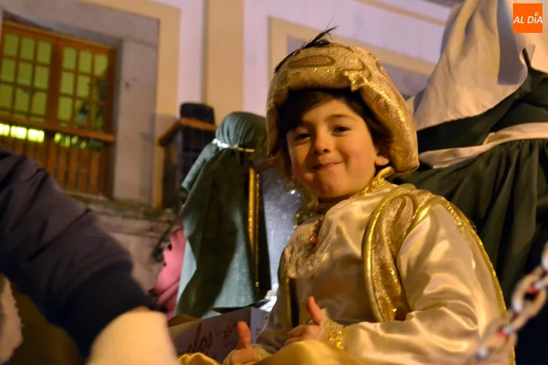 Foto 4 - Ilusi&oacute;n y nervios para dar la bienvenida a los Reyes Magos en su multitudinaria Cabalgata