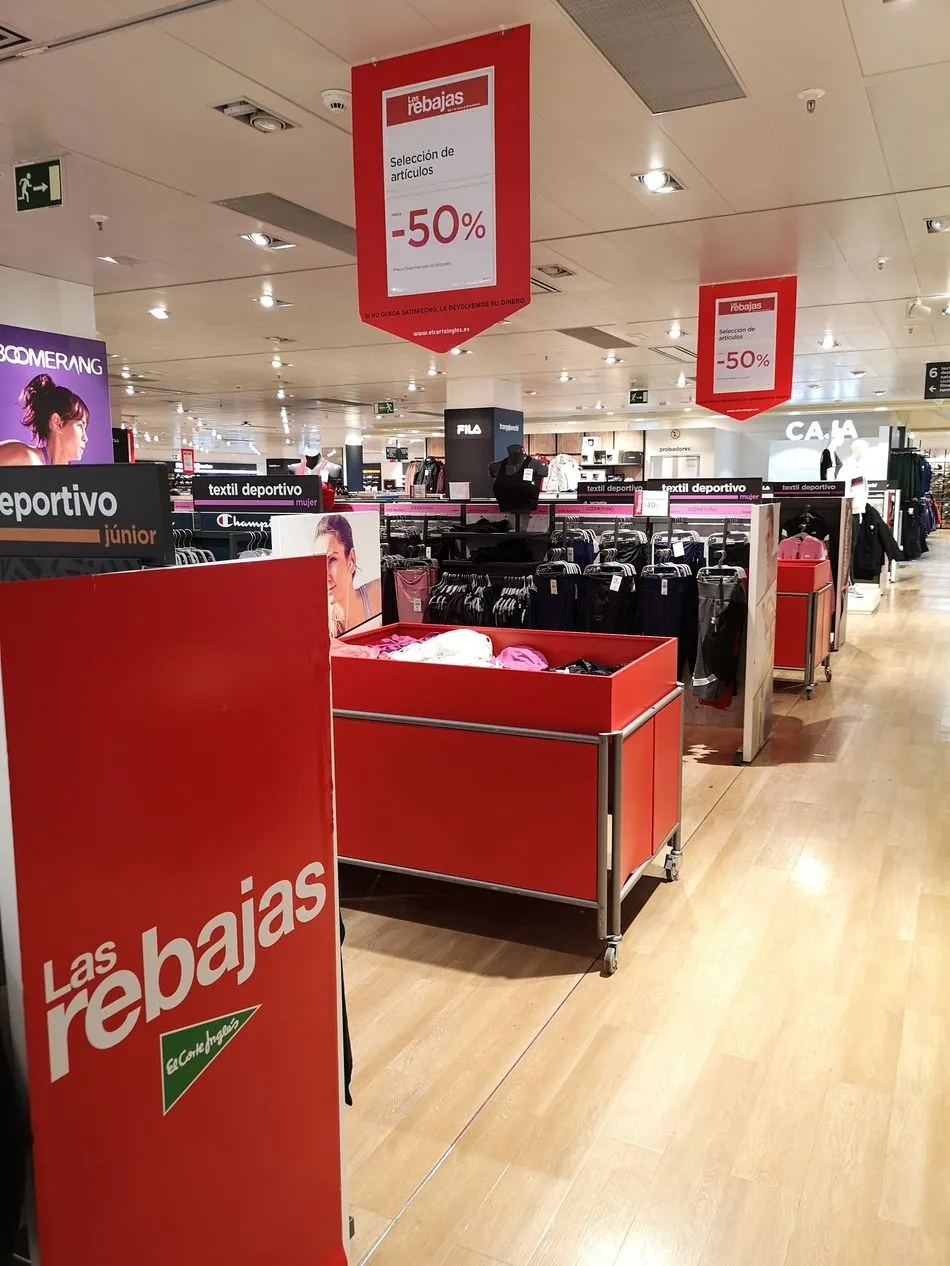 Foto 10 - El Corte Ingl&eacute;s inicia este martes las rebajas de invierno con descuentos de hasta el 50%  