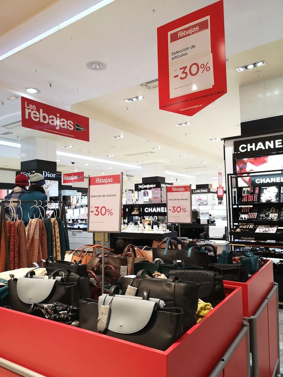 Foto 8 - El Corte Ingl&eacute;s inicia este martes las rebajas de invierno con descuentos de hasta el 50%  