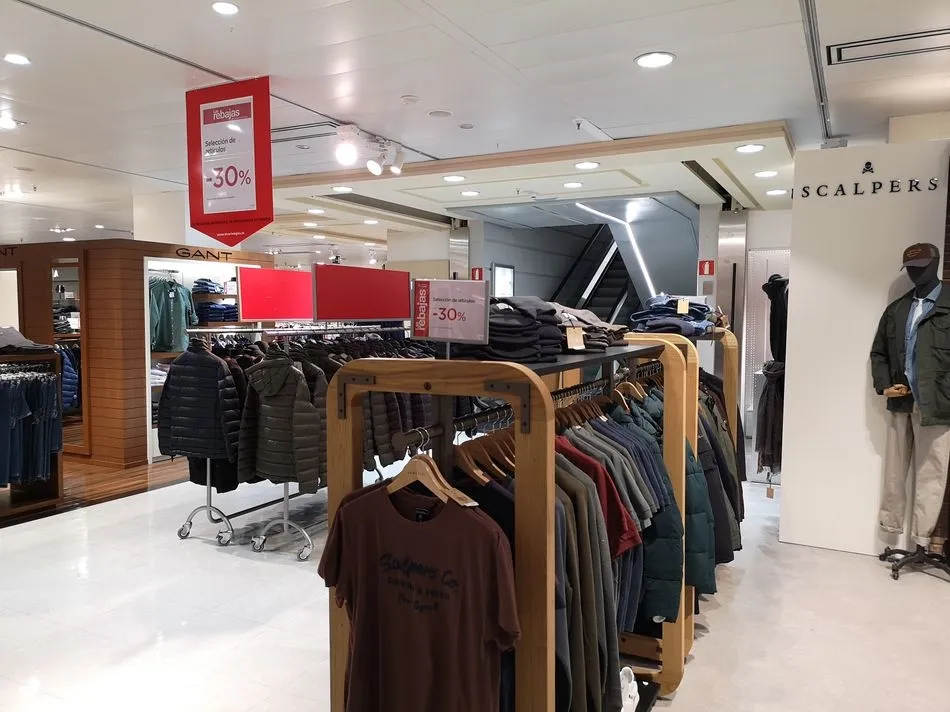 Foto 6 - El Corte Ingl&eacute;s inicia este martes las rebajas de invierno con descuentos de hasta el 50%  