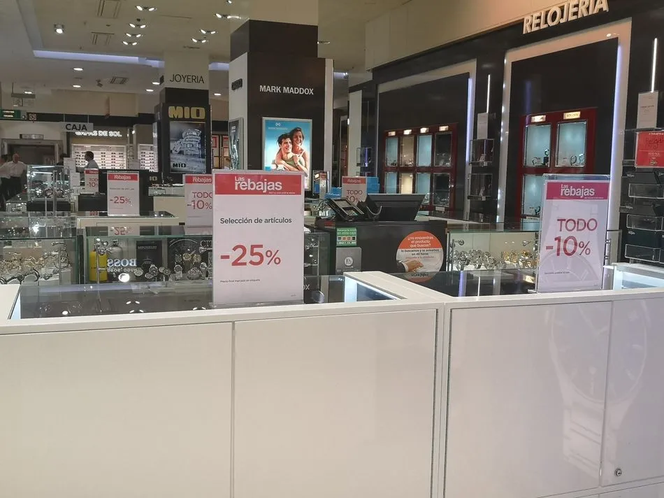 Foto 4 - El Corte Ingl&eacute;s inicia este martes las rebajas de invierno con descuentos de hasta el 50%  