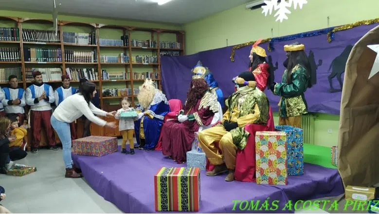 Cálida llegada de Sus Majestades a Navasfrías  